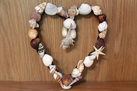 Beach Decor: Wedding Gift, Anniversary Gift, Valentines Gift, Engagement Gift, Summer Wreath, Wedding Gift Wreath, Shell Wreath, Beach Decor Wreath